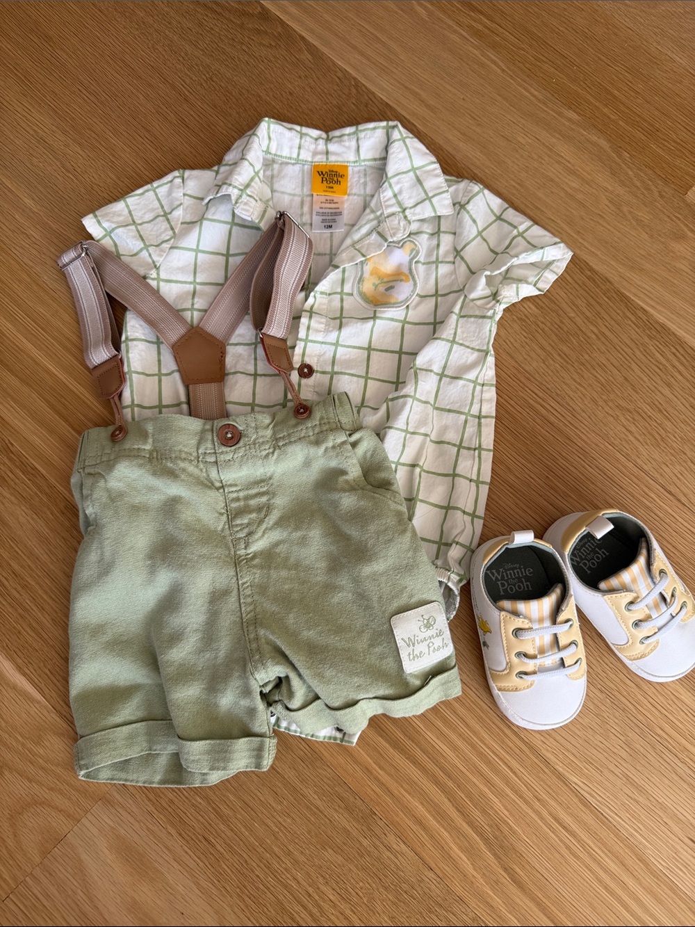Winnie the Pooh Baby Outfit Set with shoes